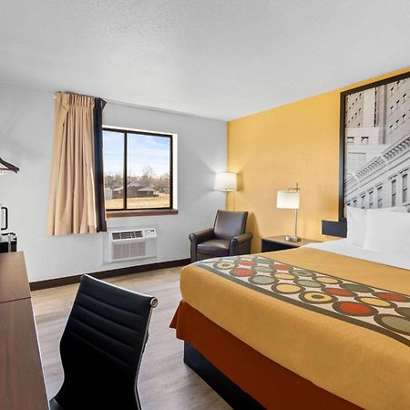 Super 8 By Wyndham Elizabethtown Hotel Exterior photo